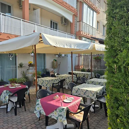 Al Sole Hotell